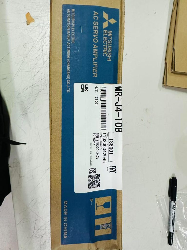 三菱伺服驱动器回收实拍：MR-J4-10B伺服放大器，全新带盒_星角工控设备回收