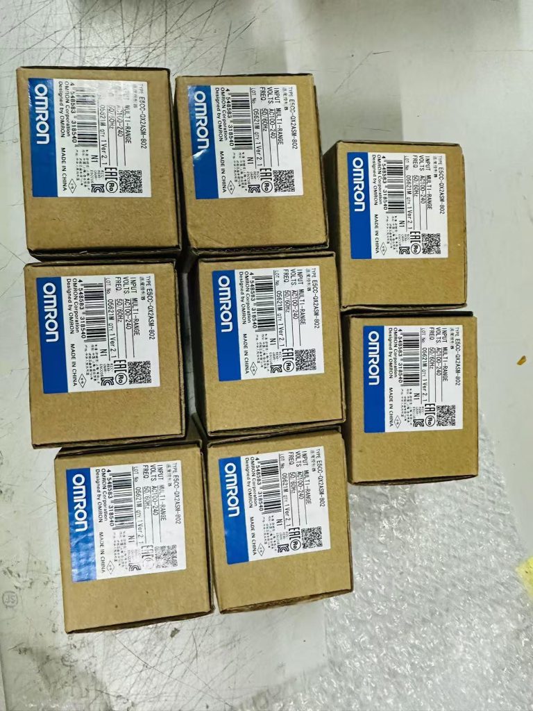 欧姆龙传感器回收实拍:E3ZC-DX2A5M-802光电传感器_星角工控设备回收 欧姆龙传感器回收实拍:E3ZC-DX2A5M-802光电传感器_星角工控设备回收